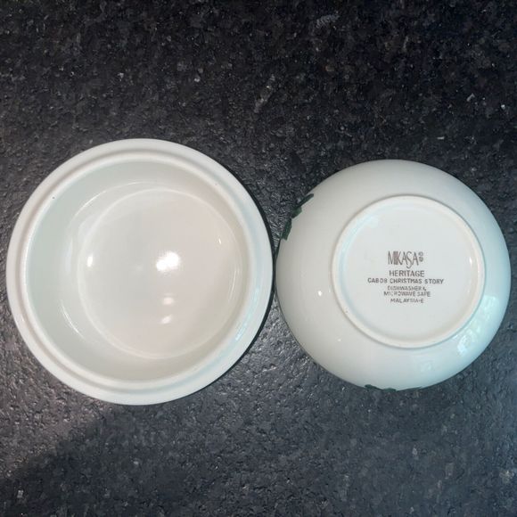 Mikasa Heritage Cabob Christmas Story Trinket Dish Candy Sugar Bowl Lidded EUC - Picture 4 of 7